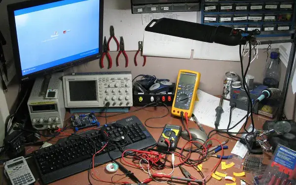 Hardware and building supplies