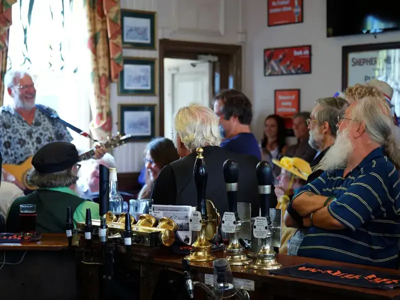 Whangamata bars and nightlife