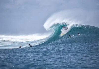 Whangamata Braces for Big Swell as Surf Lifesavers Issue High-Risk Warning for Beachgoers